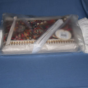 Sakroots Bags - Sakroots Artist Circle -Ruby Clutch Crossbody Sakroots Bags - Sakroots Artist Circle -Ruby Clutch Crossbody